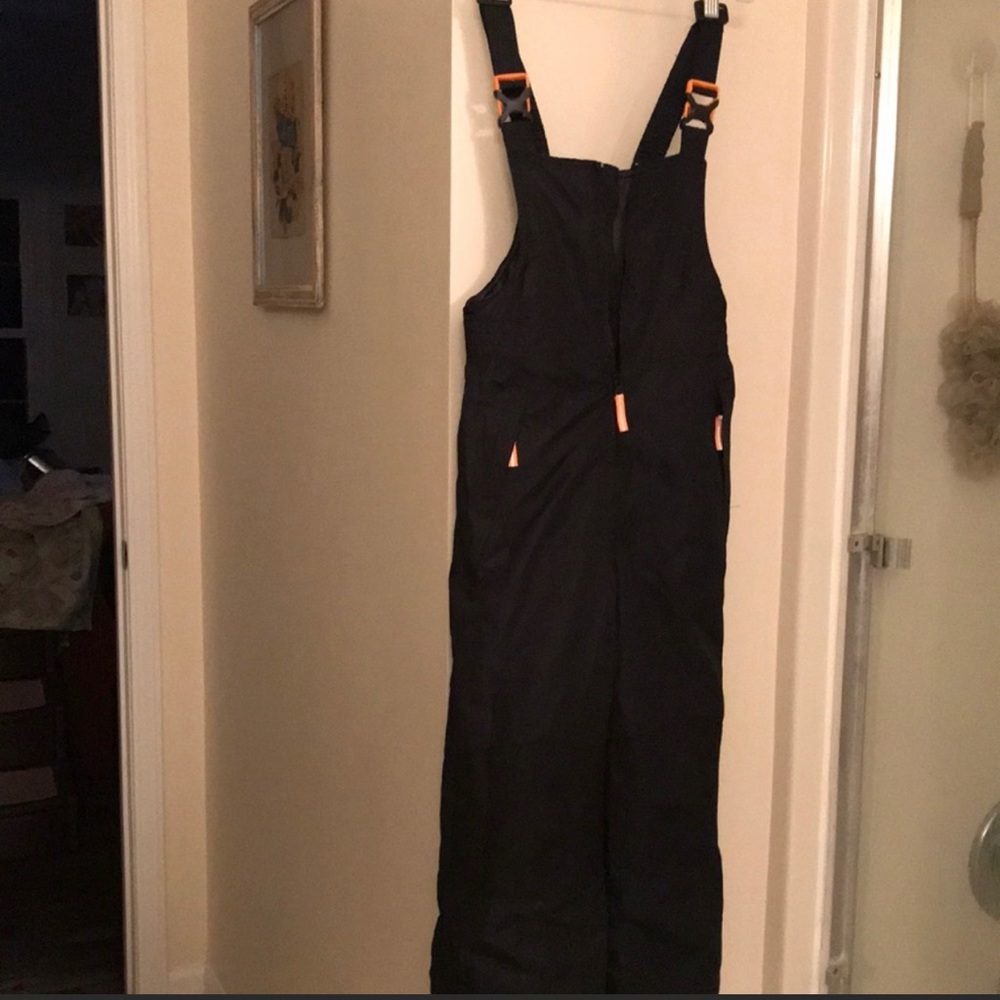 Kids (boys/girls) Champion snow bib size 8-10. Great condition